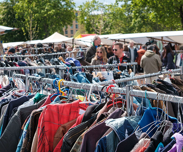 Flohmarkt im Mehrgenerationenhaus