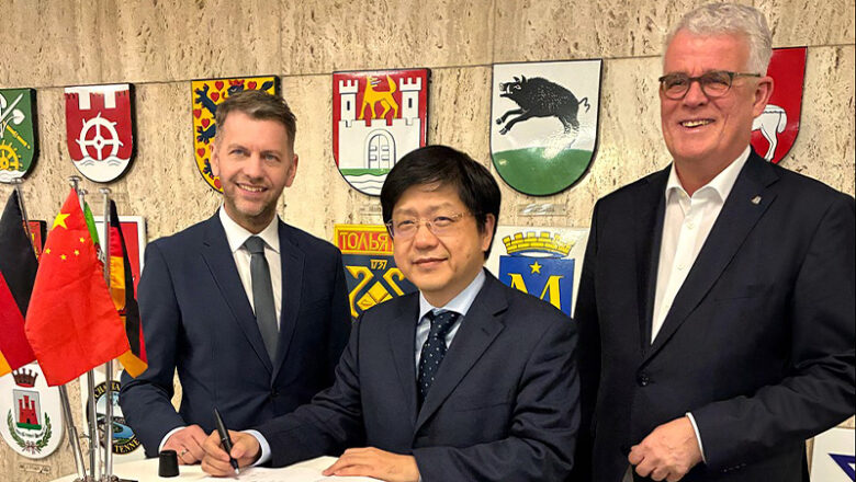 Chinesischer Generalkonsul im Rathaus