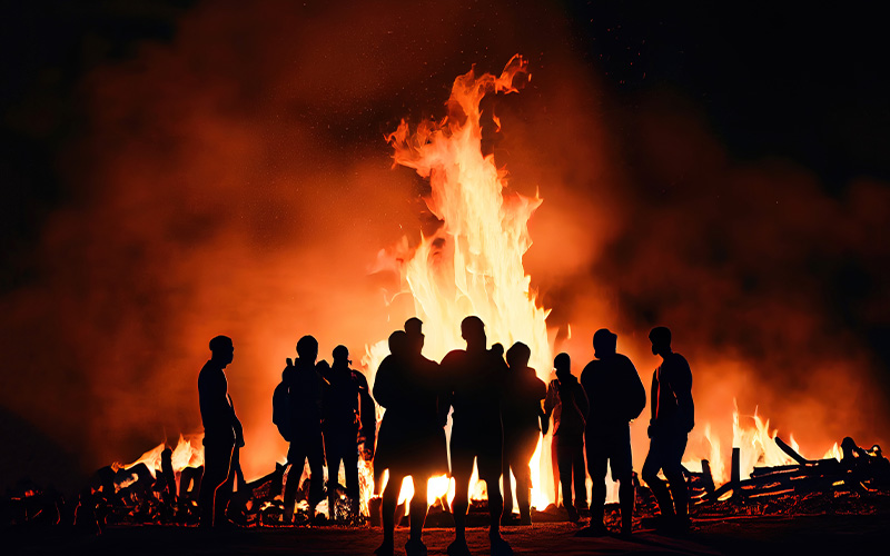 Die Anmeldungen für die traditionellen Osterfeuer in Wolfsburg laufen.