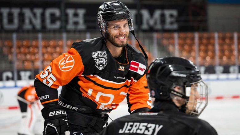 Grizzlys-Profis zu Gast im Wolfsburg Store