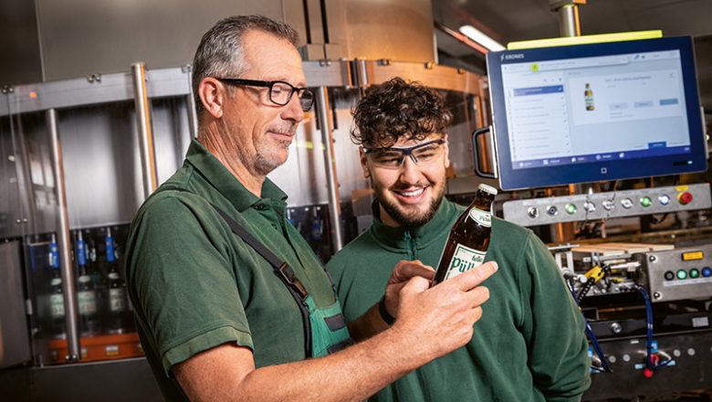 Fachkräfte für Lebensmitteltechnik übernehmen in der Brauerei wichtige Aufgaben