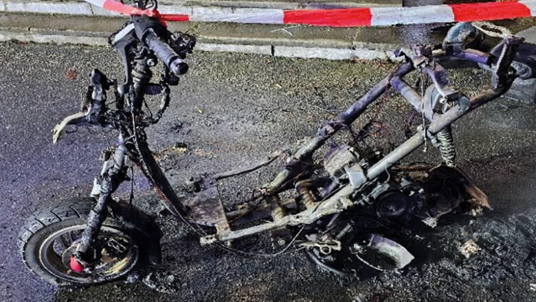 Brennender Motorroller – Polizei sucht Zeugen