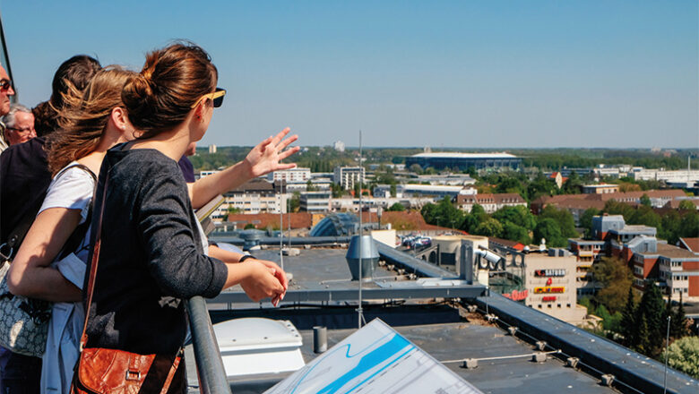 Rathausdachführung im März